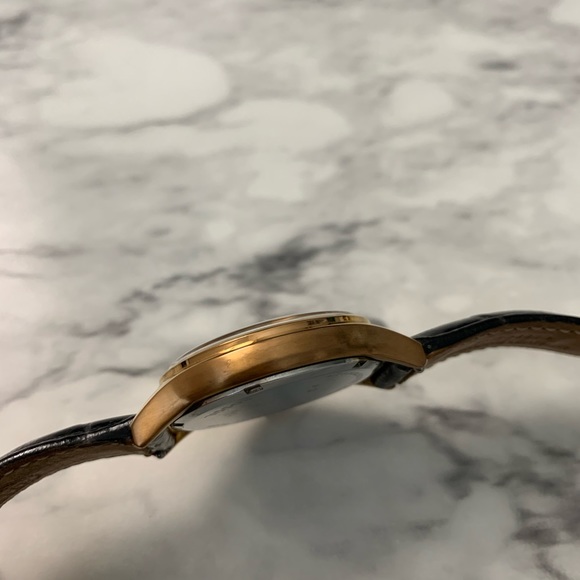 Leather Strap Fossil Watch - Picture 5 of 7